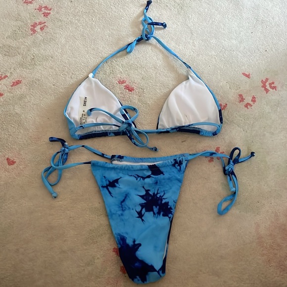 SHEIN blue tie dye triangle bikini set size medium - Picture 4 of 4